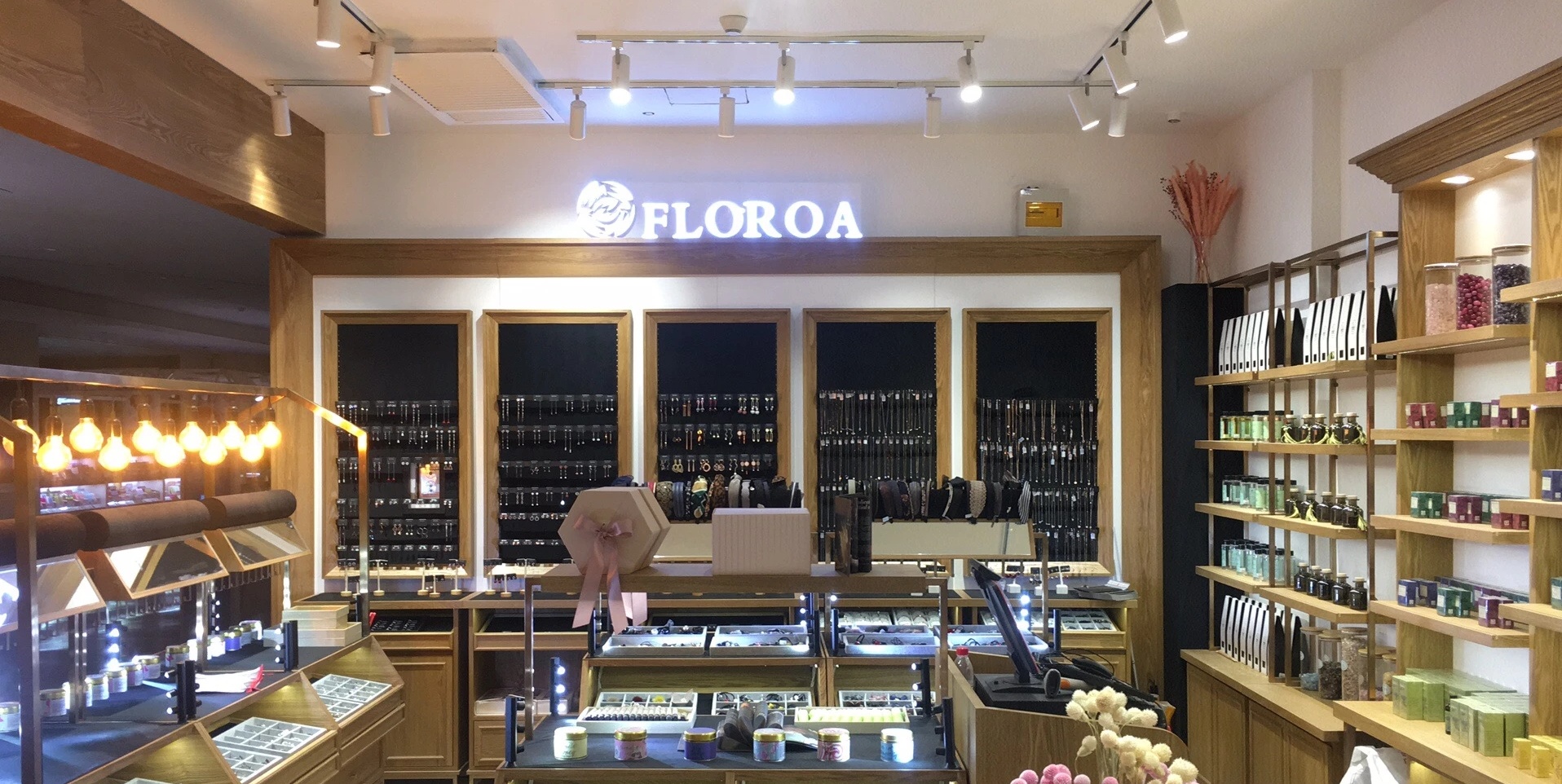 FLOROA 郑州大上海城店